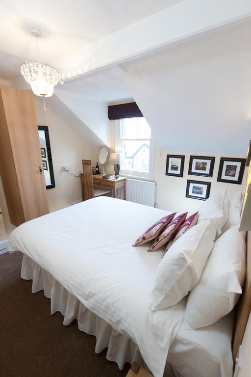 Acer Guest House York Chambre photo