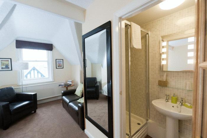 Acer Guest House York Extérieur photo